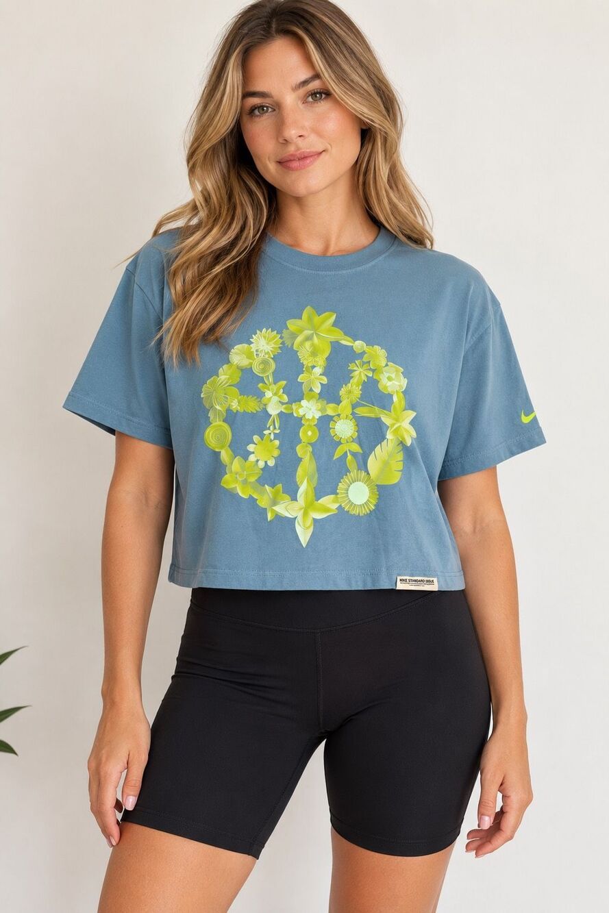 Nike Rare Limited Edition Standard Issue Dri Fit Floral Graphic T Shirt M